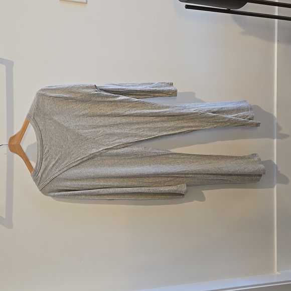 Athleta Womens Cardigan Open Back Sweater Gray Camino Wrap Long Sleeve M - Picture 3 of 4